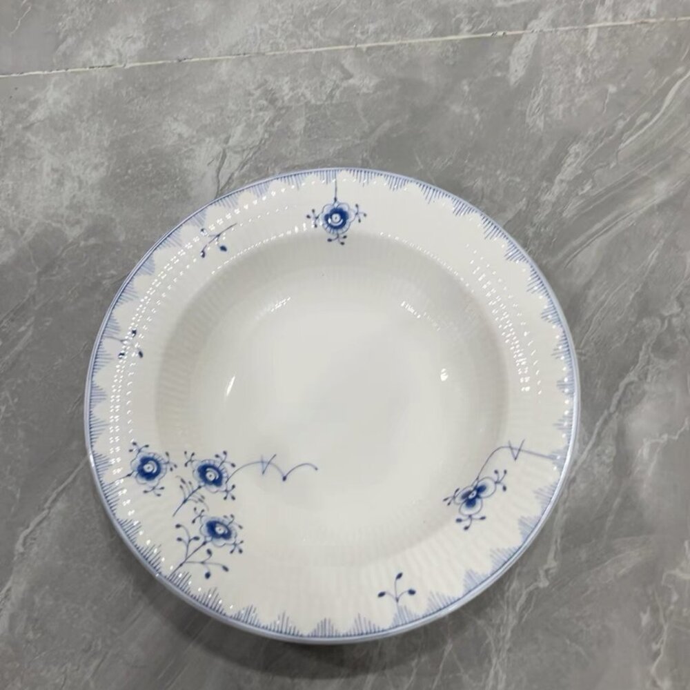 Round Ceramic Plate  Flower Design